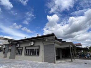 You & Me Homestay 4Rooms16pax